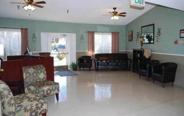 Acacia Park Nursing & Rehab Center