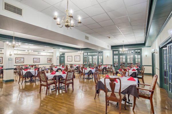 Juniper Village at the Shenango Inn