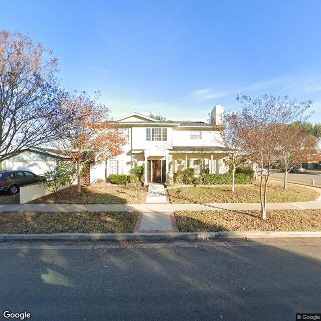 Sunny Crest Guest Home 1