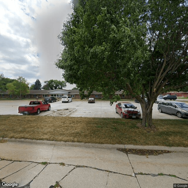 Crestview Apartments