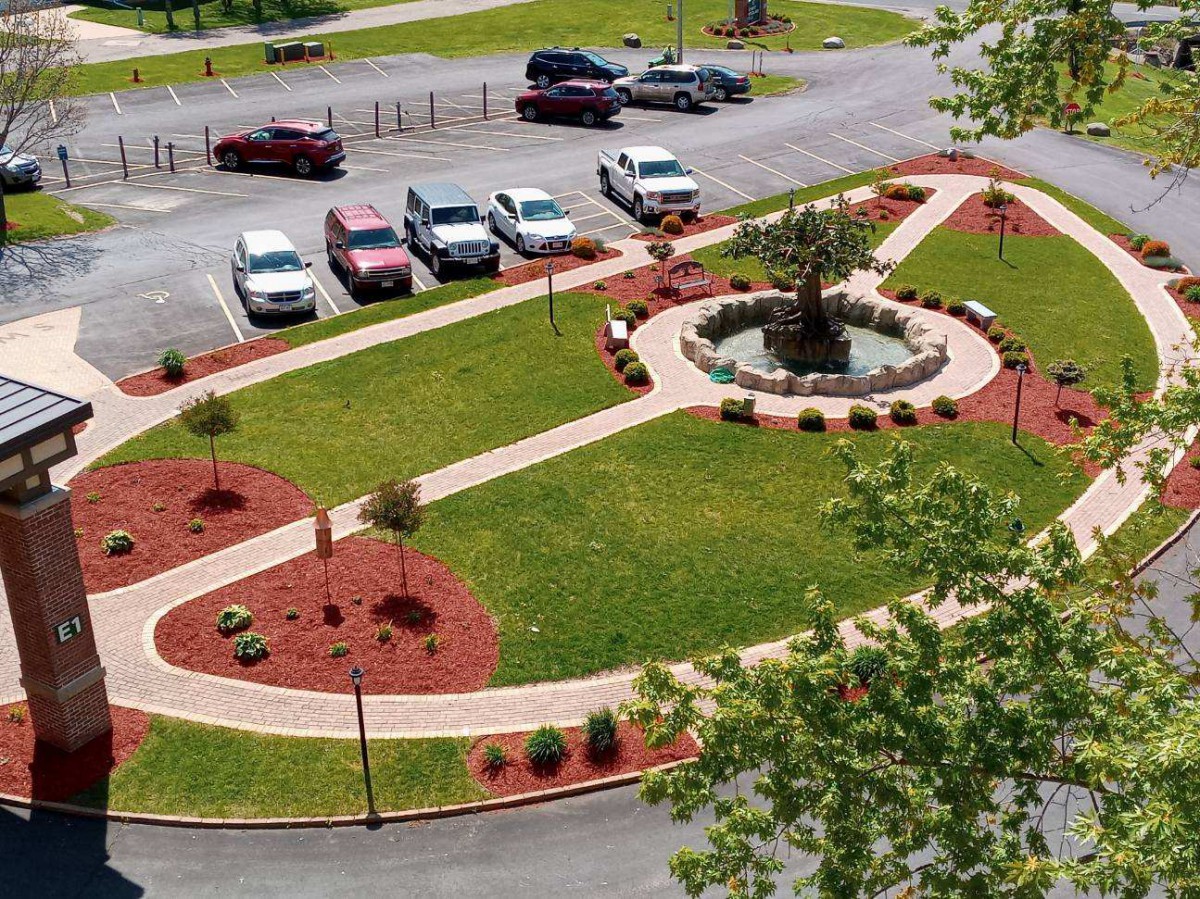 Schmitt Woodland Hills