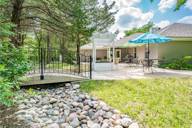 Silver Leaf Assisted Living - Denison