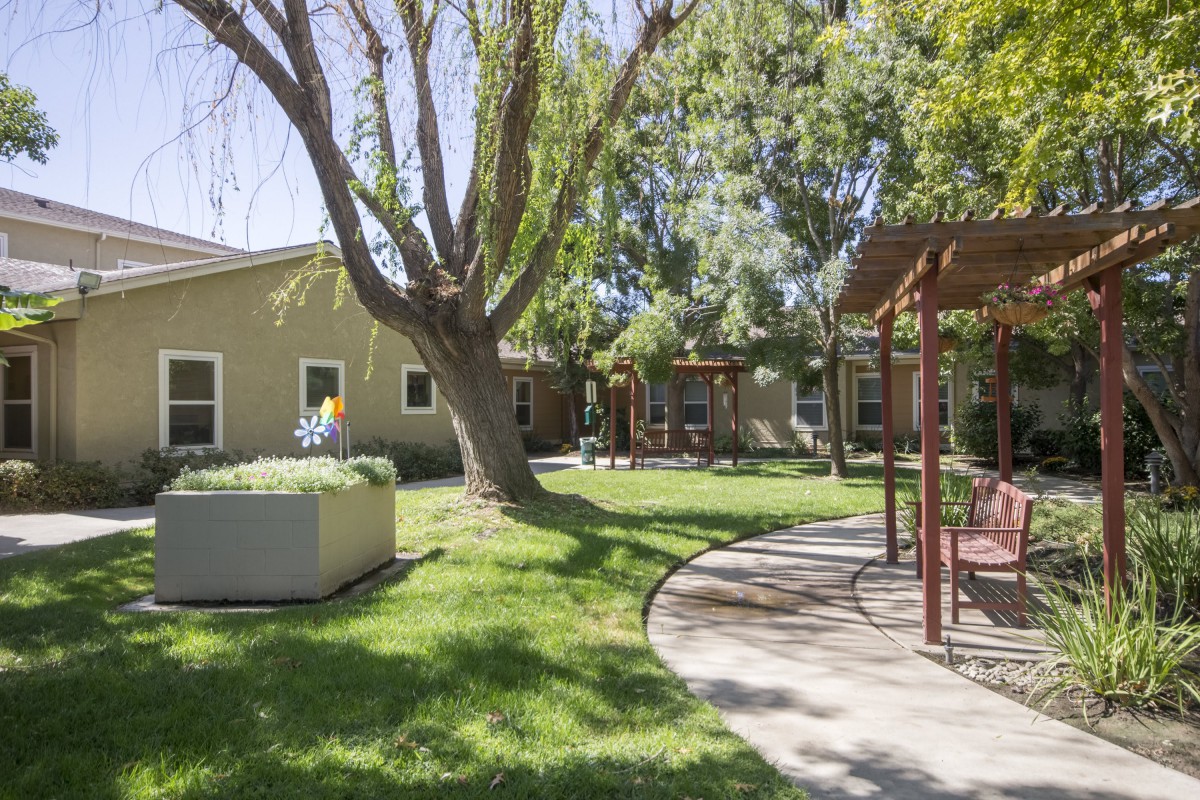 Truewood by Merrill,  Clovis