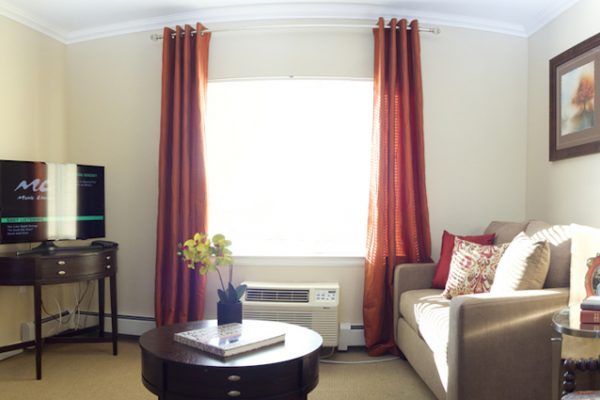 Lakewood Reserve Senior Living