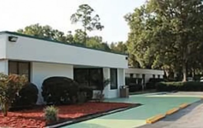 Riverwood Health & Rehabilitation Center