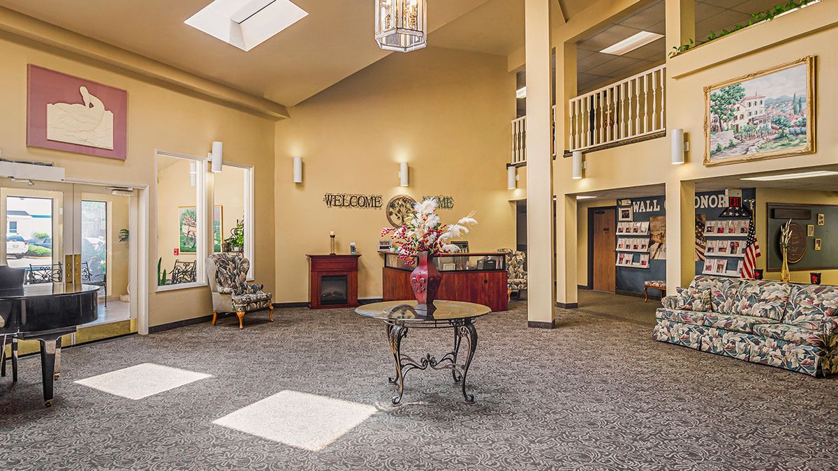 Holiday Longmont Regent