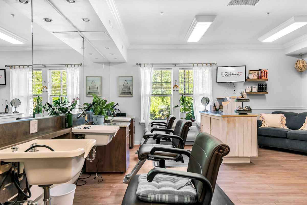 The Highlands Gracious Retirement Living