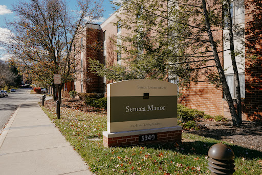 Seneca Manor