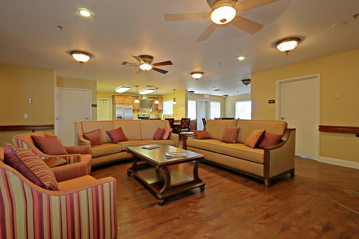 Pacifica Senior Living Peoria