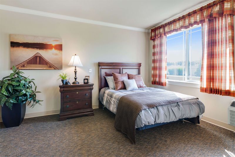 Cardinal Court Memory Care & Transitional Assisted Living