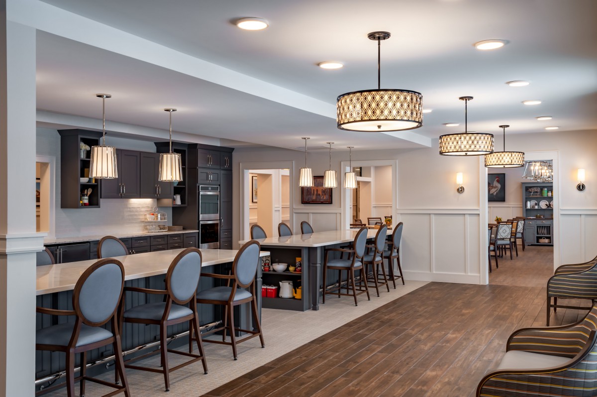 CountryHouse - Cedar Rapids