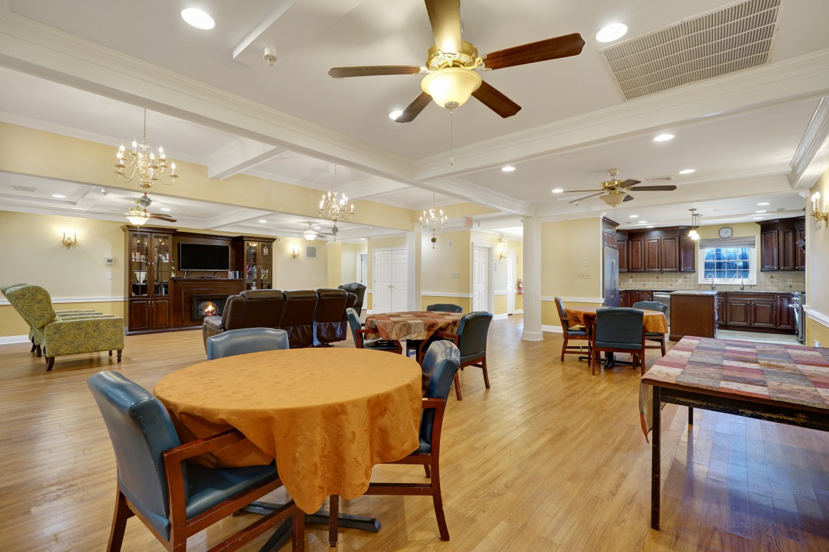 Fox Trail Memory Care Living at Chester