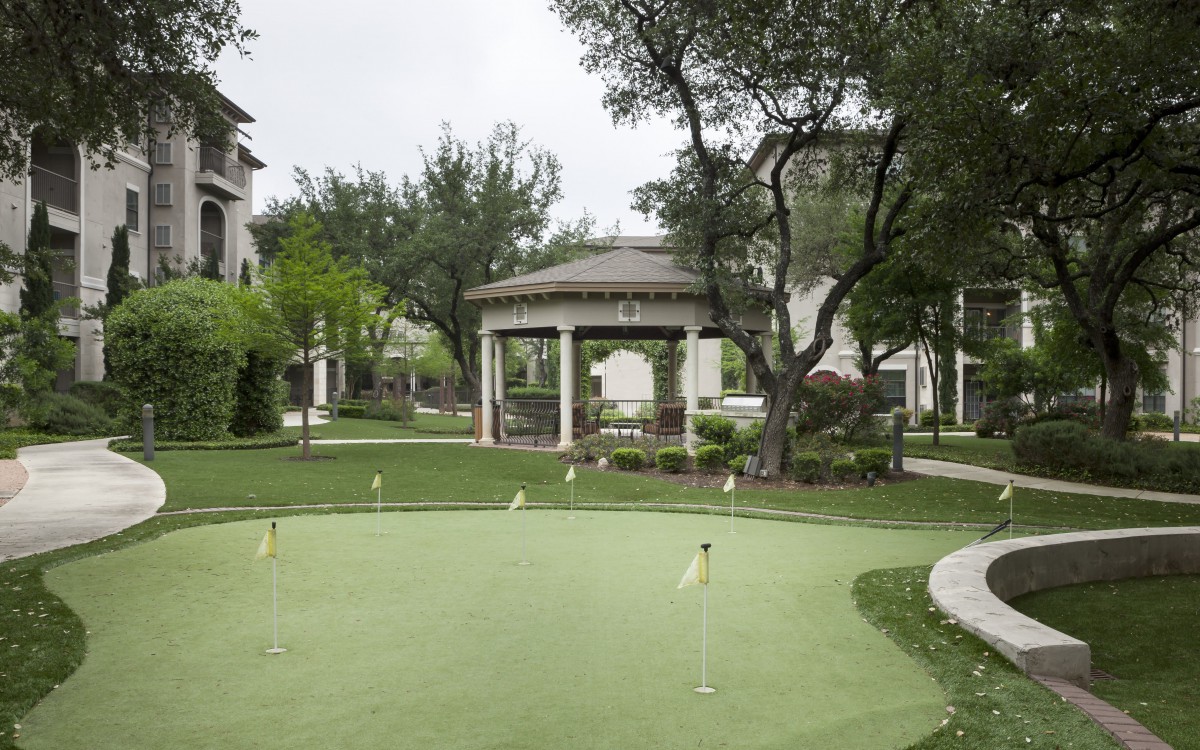 Franklin Park at Sonterra - IL