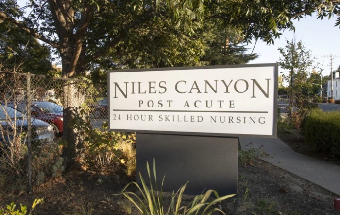 Sign for Niles Canyon Post Acute, a 24-hour skilled nursing facility.