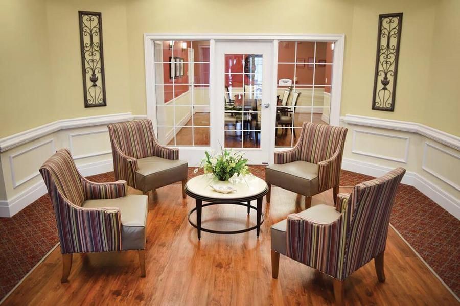Spring Arbor Cottage