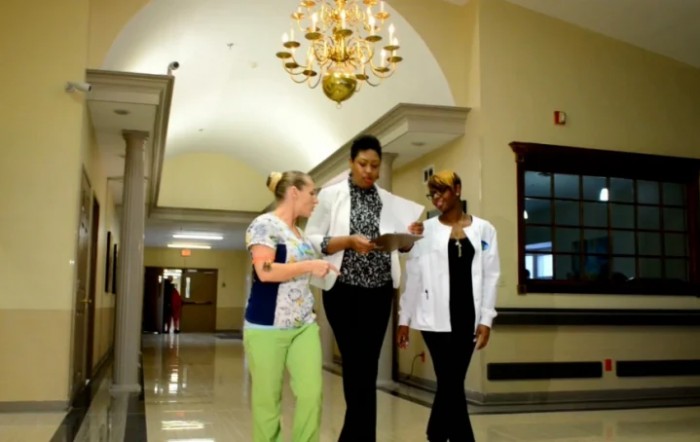 Oakwood Estates Nursing & Rehab
