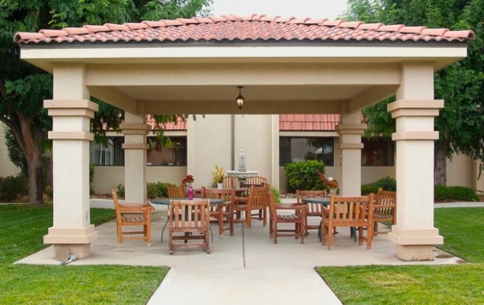 Life Care Center Of Farmington
