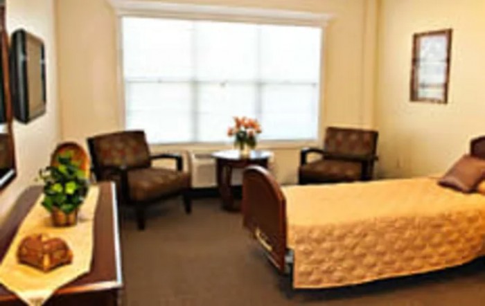 Solaris Healthcare Charlotte Harbor
