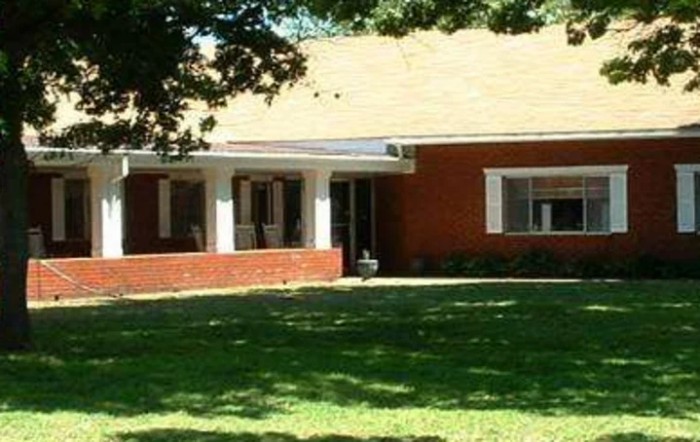 Broadway Living Center
