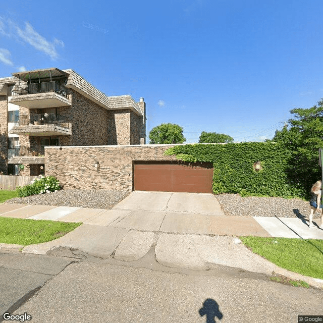 Gold Crest Apartments