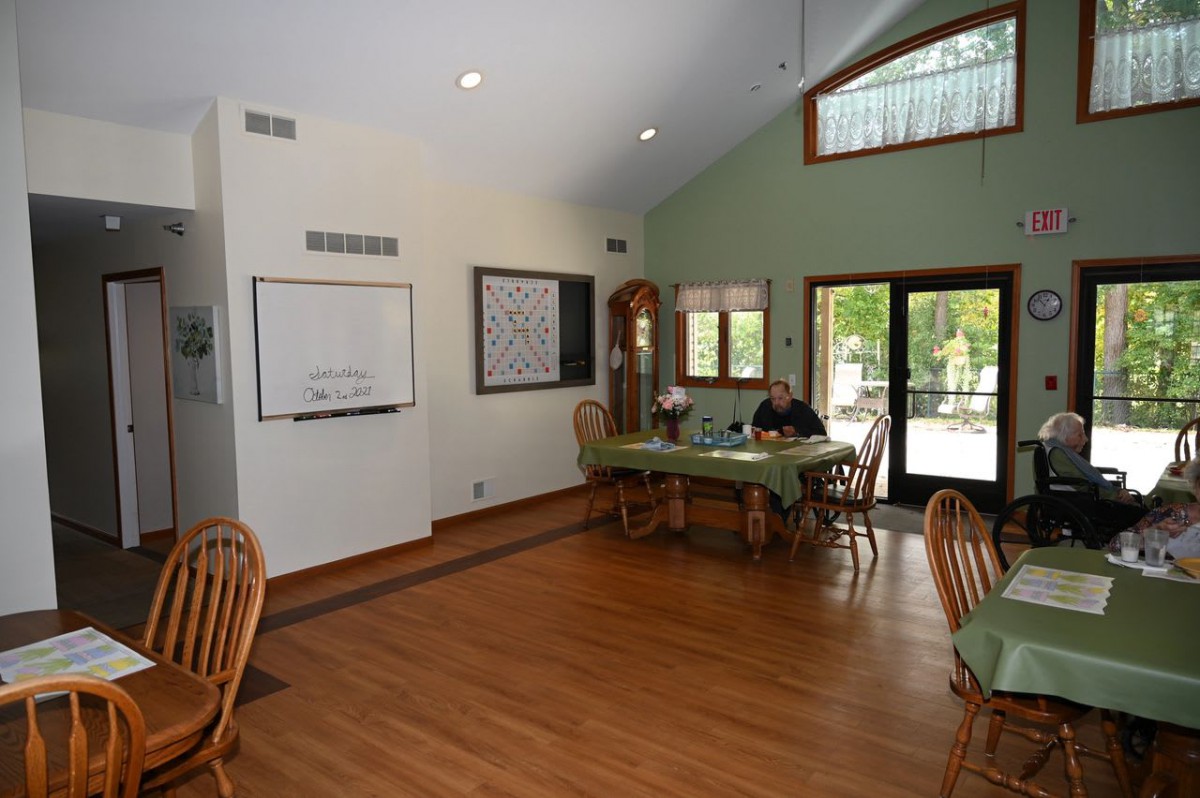 Leisure Manor Residence For Srs