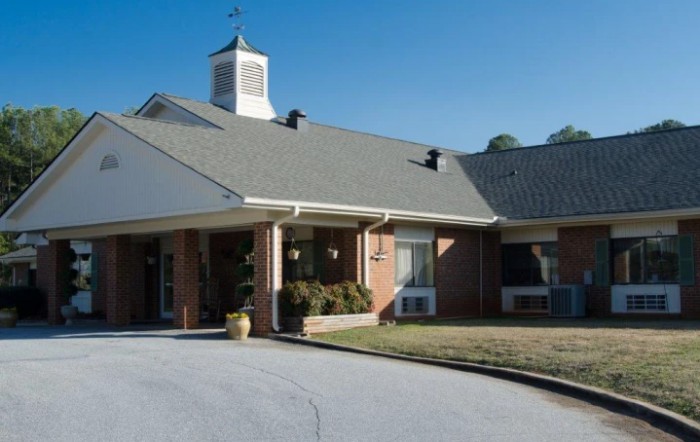 Petra Health & Rehab Of Mccormick