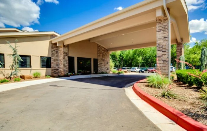 Brookwood Skilled Nursing And Therapy