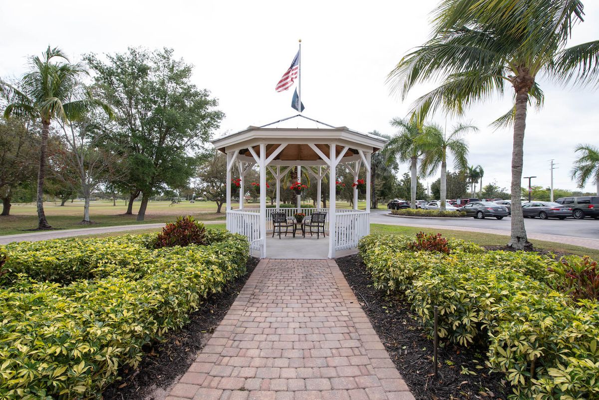 Barrington Terrace of Naples