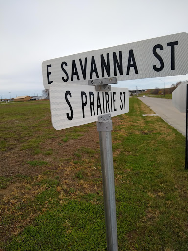 Intersection of E Savanna St and S Prairie St.