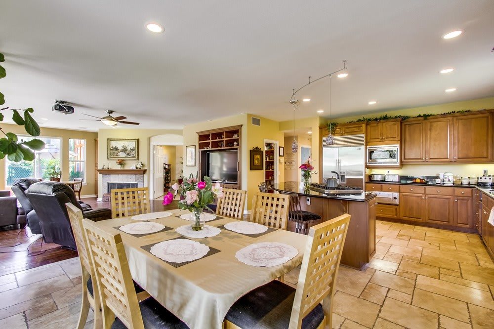 Silver Oaks,  South