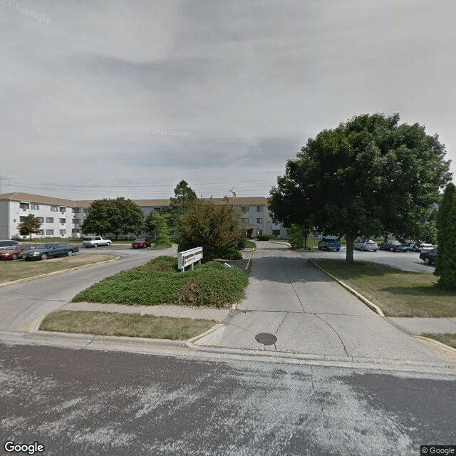 Creekwood Apartments