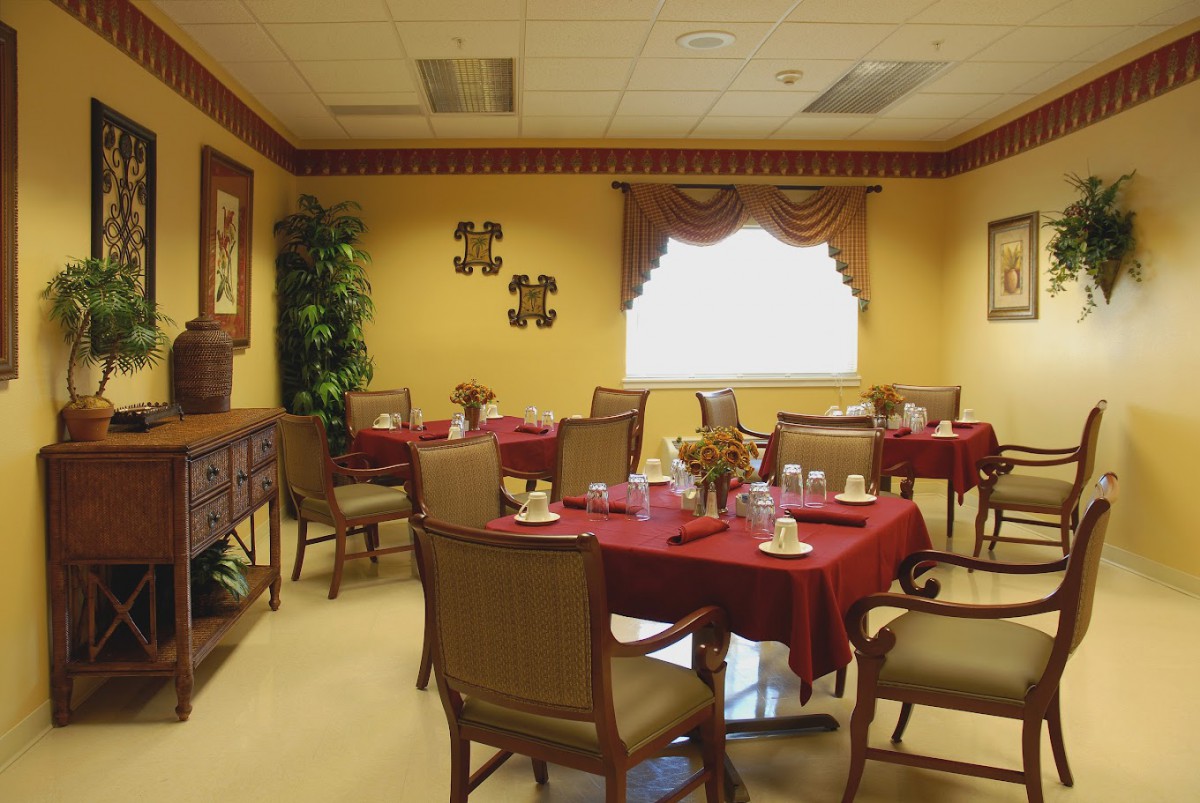 Life Care Center Of Pensacola