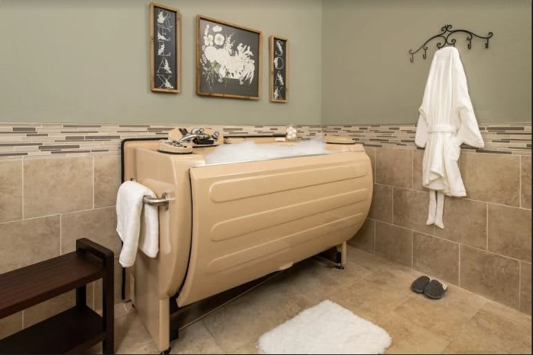 Silverado Overland Park Memory Care Community