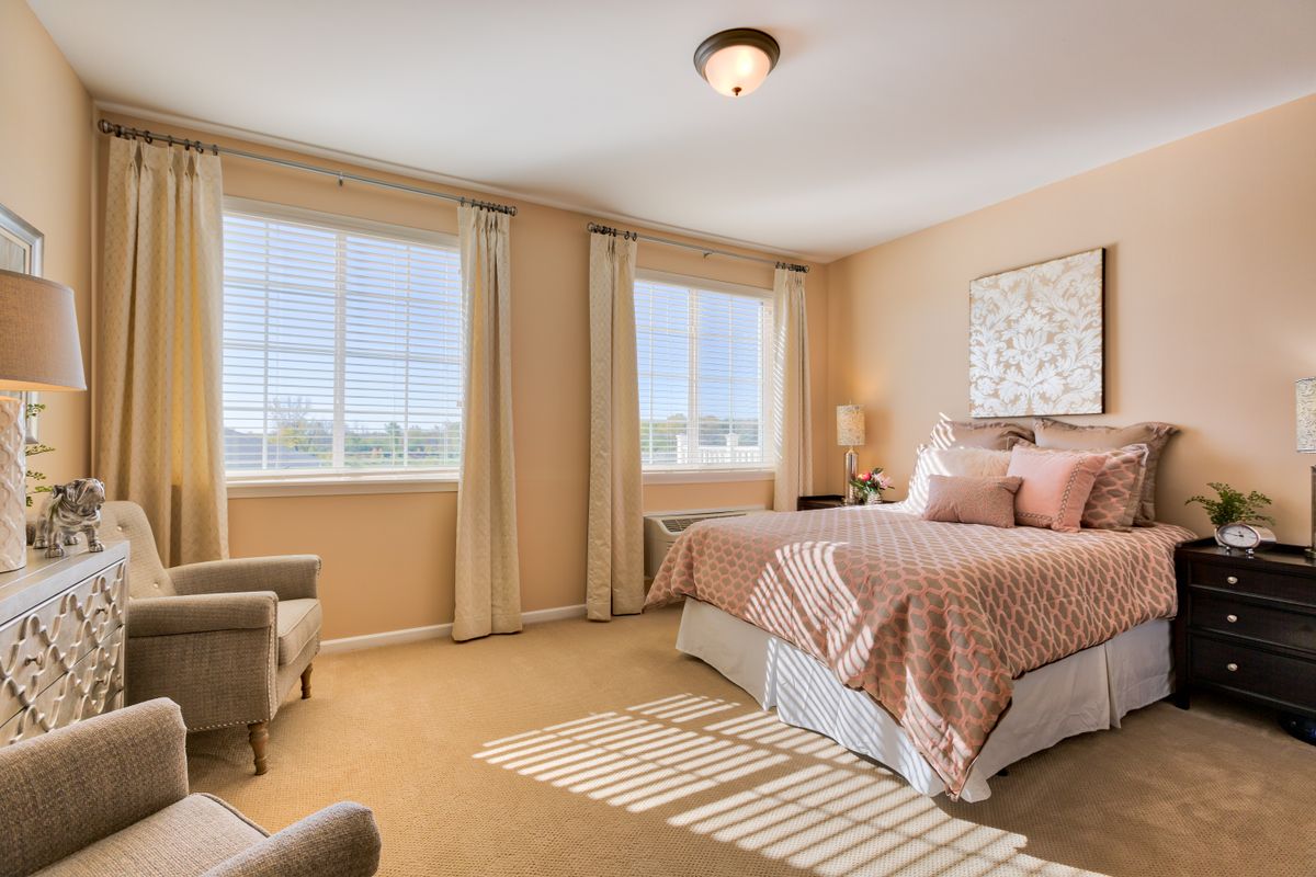 Green Oaks Senior Living