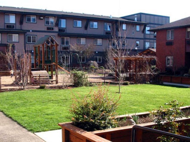 Laurelhurst Village