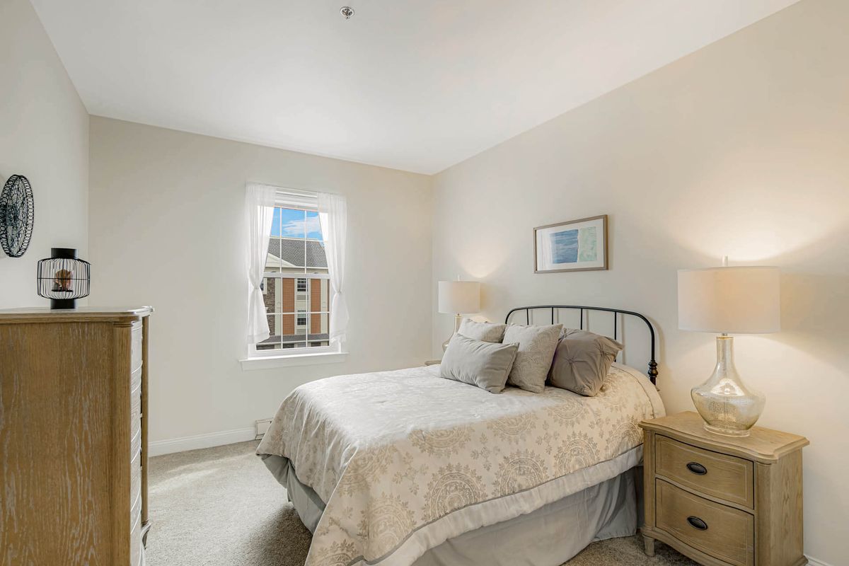 Woodbury Mews