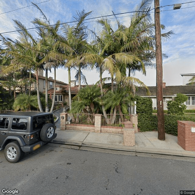 Newport Heights Manor