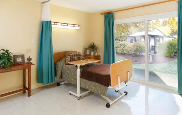 Life Care Center Of Coos Bay