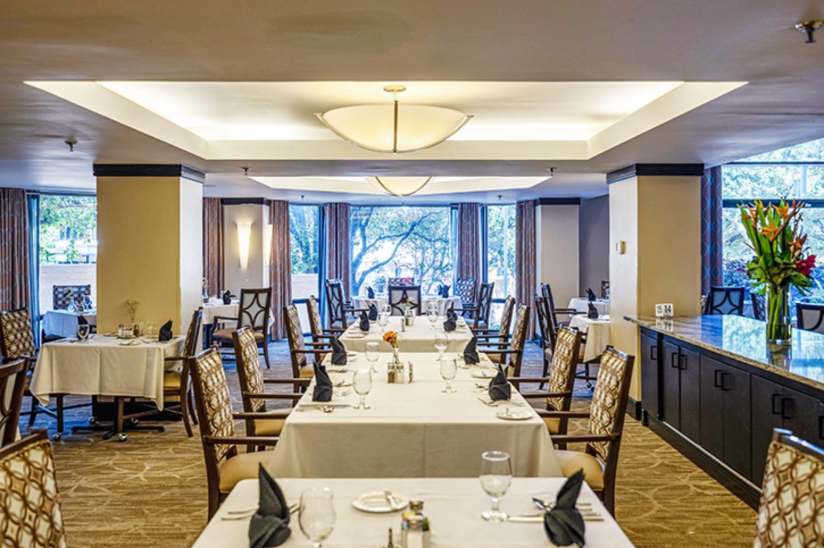 Five Star Premier Residences Of Dallas