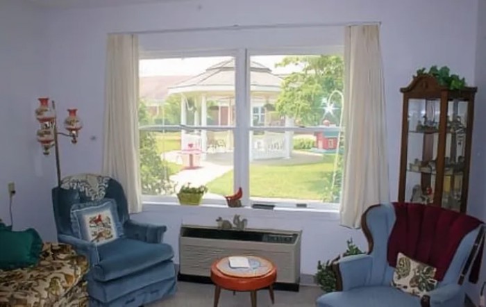 Pine View Manor