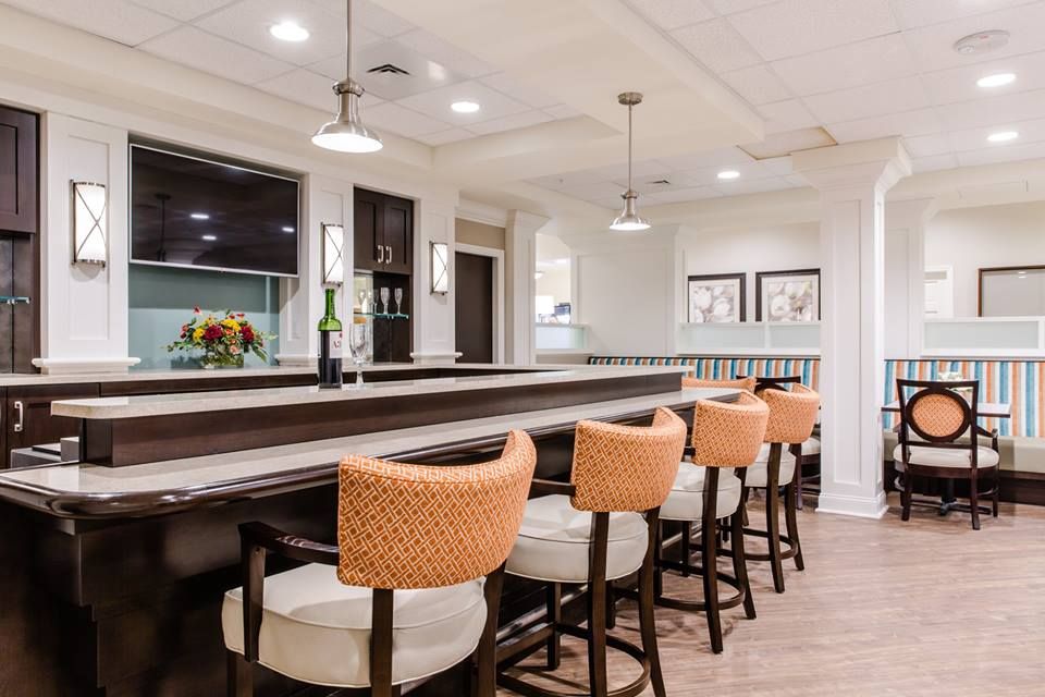 First Colonial Inn