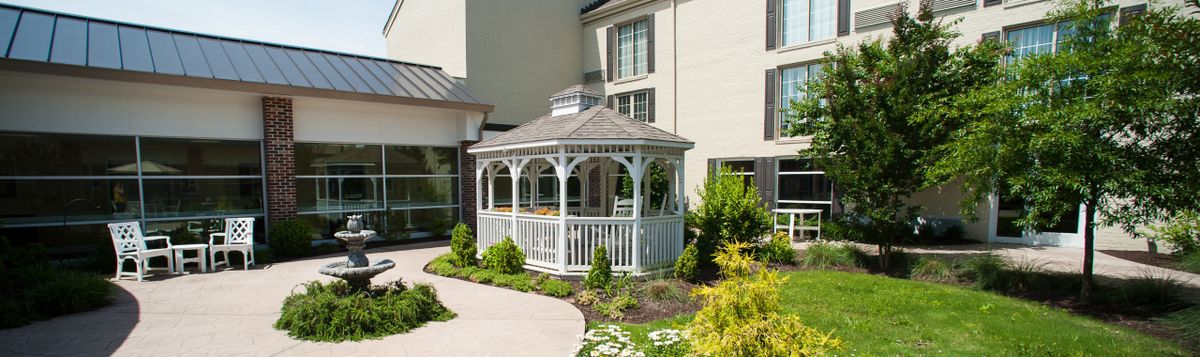 Commonwealth Senior Living at Leigh Hall