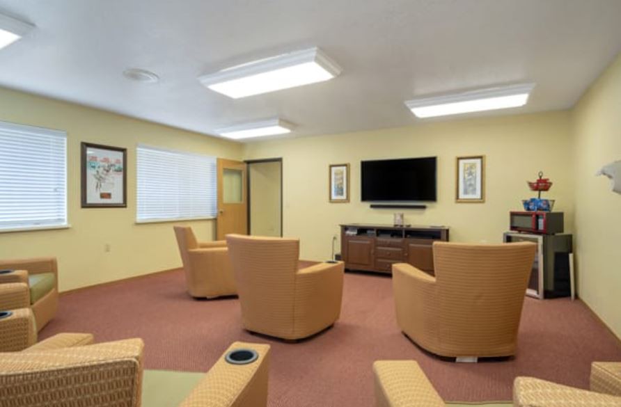 San Dimas Retirement Center