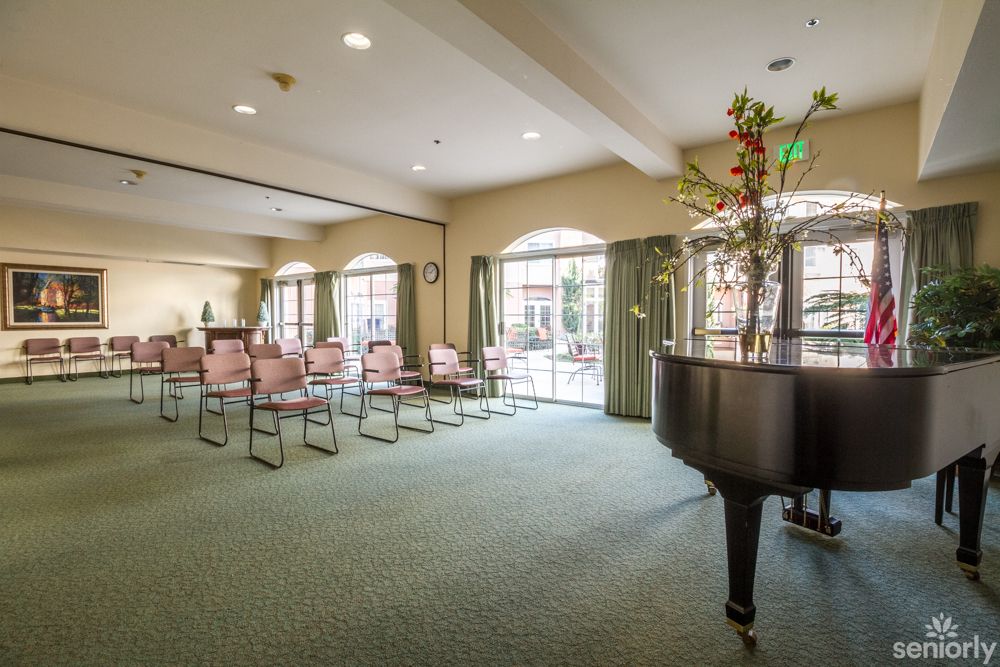 Carlton Senior Living Fremont