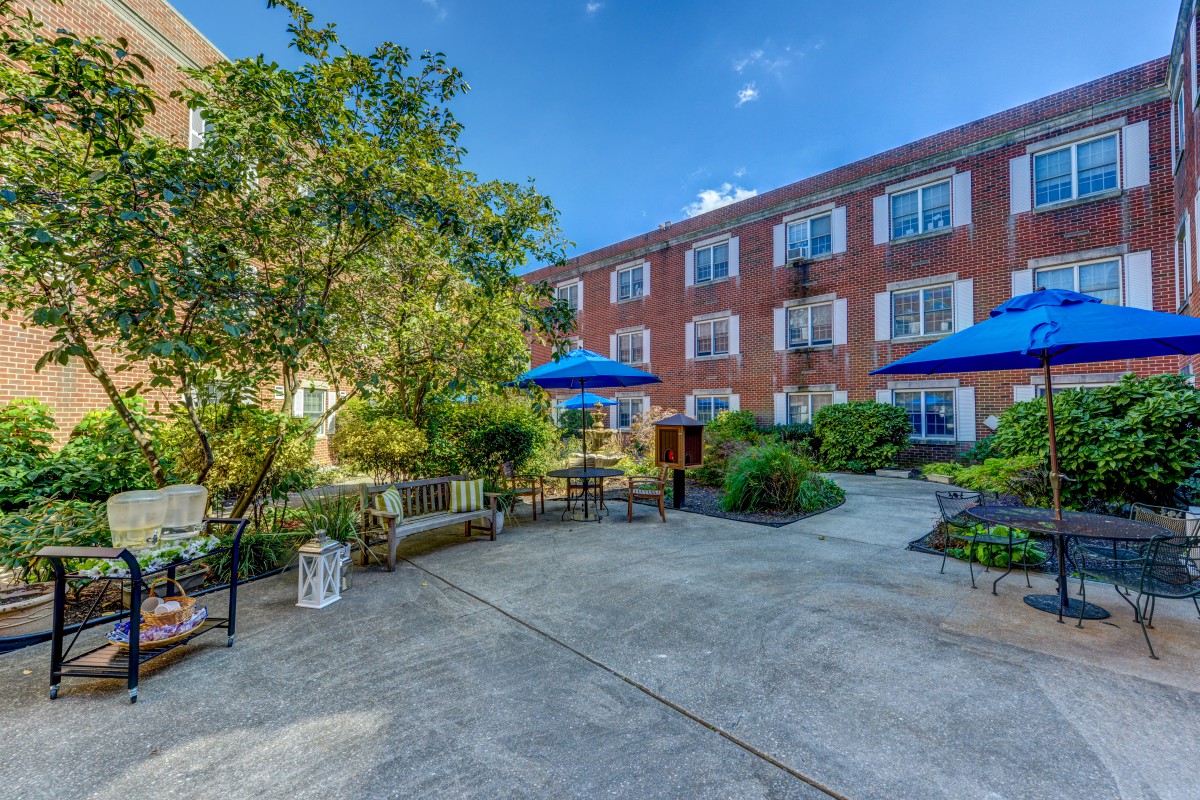 Massapequa Center Rehabilitation & Nursing