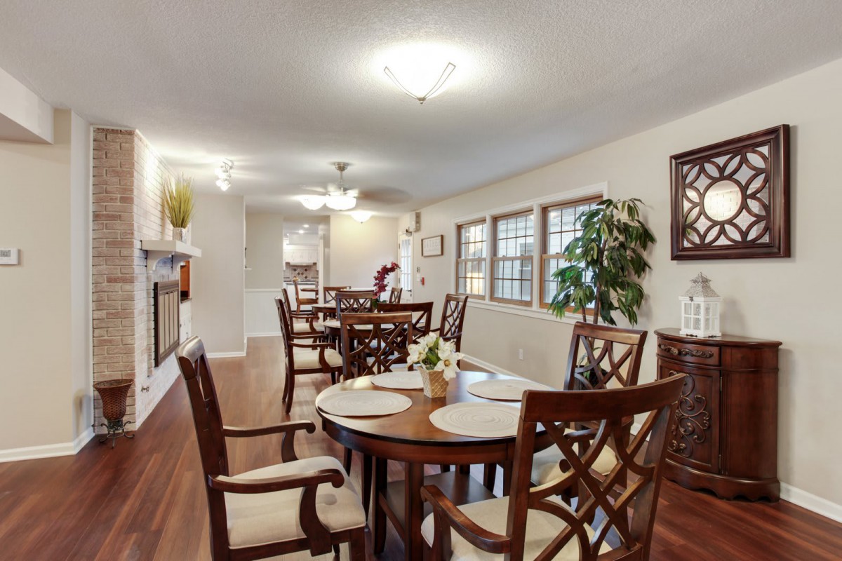 Golden Oaks Home