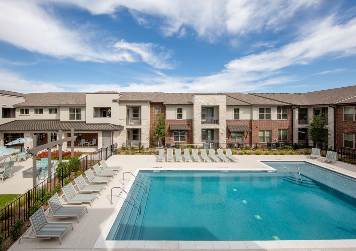 The Luxe at Rowlett