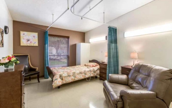Retama Manor Nursing Center - Edinburg