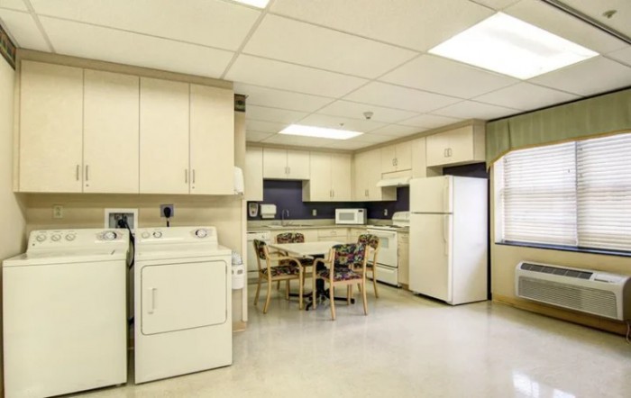 Manorcare Health Services - Sunbury