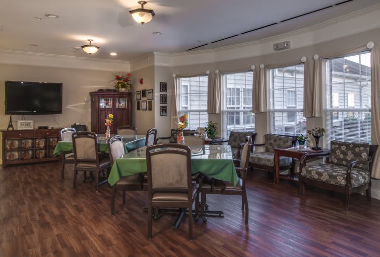 Charter Senior Living of Paris TN